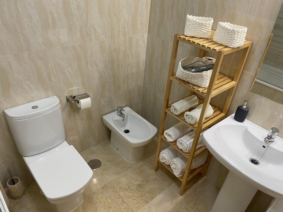 Residencial Duquesa Lägenhet San Luis de Sabinillas Exteriör bild
