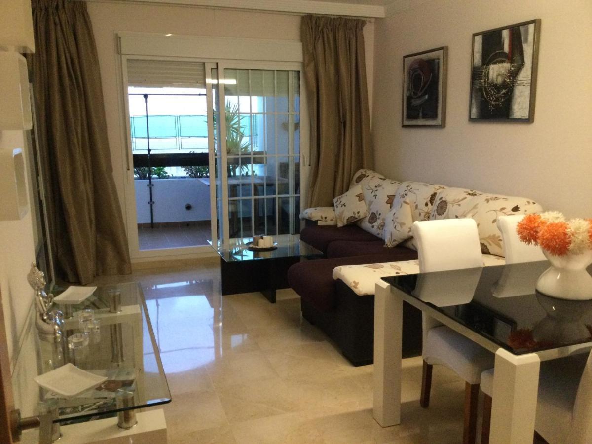 Residencial Duquesa Lägenhet San Luis de Sabinillas Exteriör bild